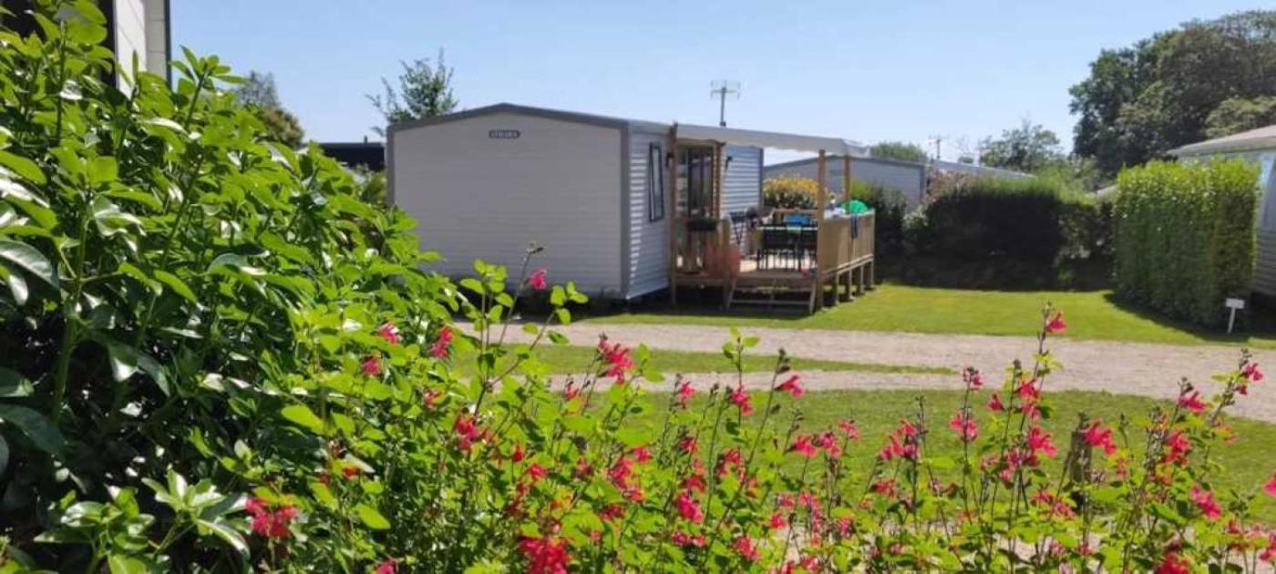 Camping 3 Etoiles - Piscine - Eeifch Hotell Fouesnant Eksteriør bilde